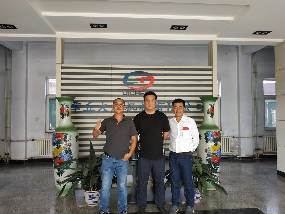 Thailand Customers Visit Dacheng Machinery Multi-stage Centrifugal blower